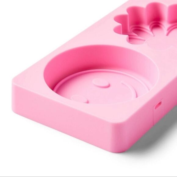 Stoney Clover x Target Pink Large Popsicles Molds - Daisy & Smiley Face - Picture 2 of 5